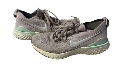 Nike Epic React Flyknit 2 Women's Size 8 Running Shoes Moon Particle