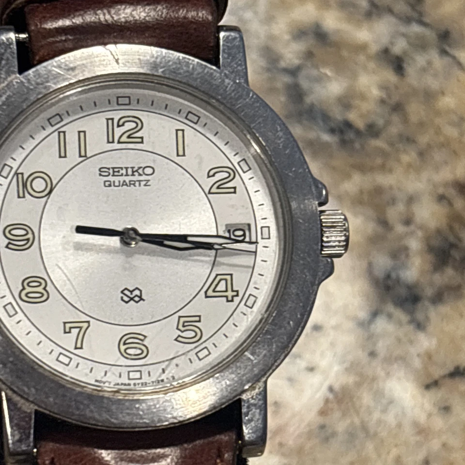 Vintage SEIKO Field Watch White Dial Silver Tone Leather Band Untested & As Is - Image 3 of 4