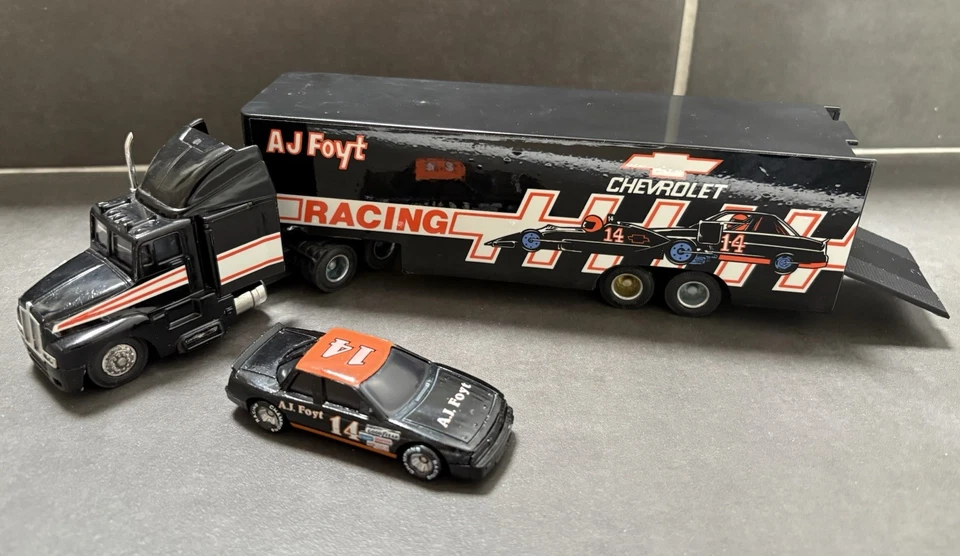 NASCAR TEAM TRANSPORT CHEVROLET 1/64. 1991 - Photo 4/4