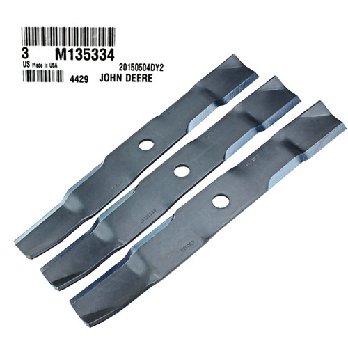 John Deere Original Equipment 3 Blades #M135334