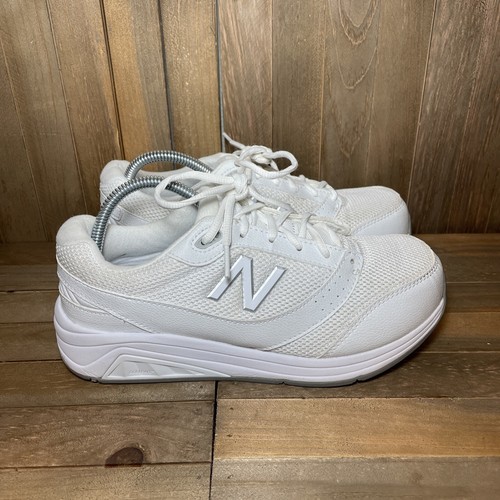 New Balance Women's 7.5 Wide 928 V3 