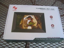 YunQiDear Black 10.1 Inch Touch Screen Smart Wireless Digital Photo Frame
