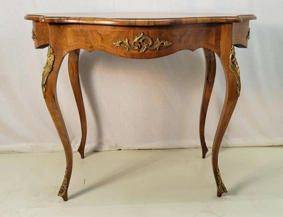 19th Century French Inlaid Black Walnut Center Table - Antique Elegance - Image 3 of 4