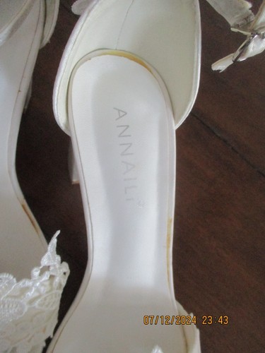 Annaili Women's IVORY Satin Wedding Shoes Block Heels Size 37 EU 6.5 US NWOB - Picture 6 of 7