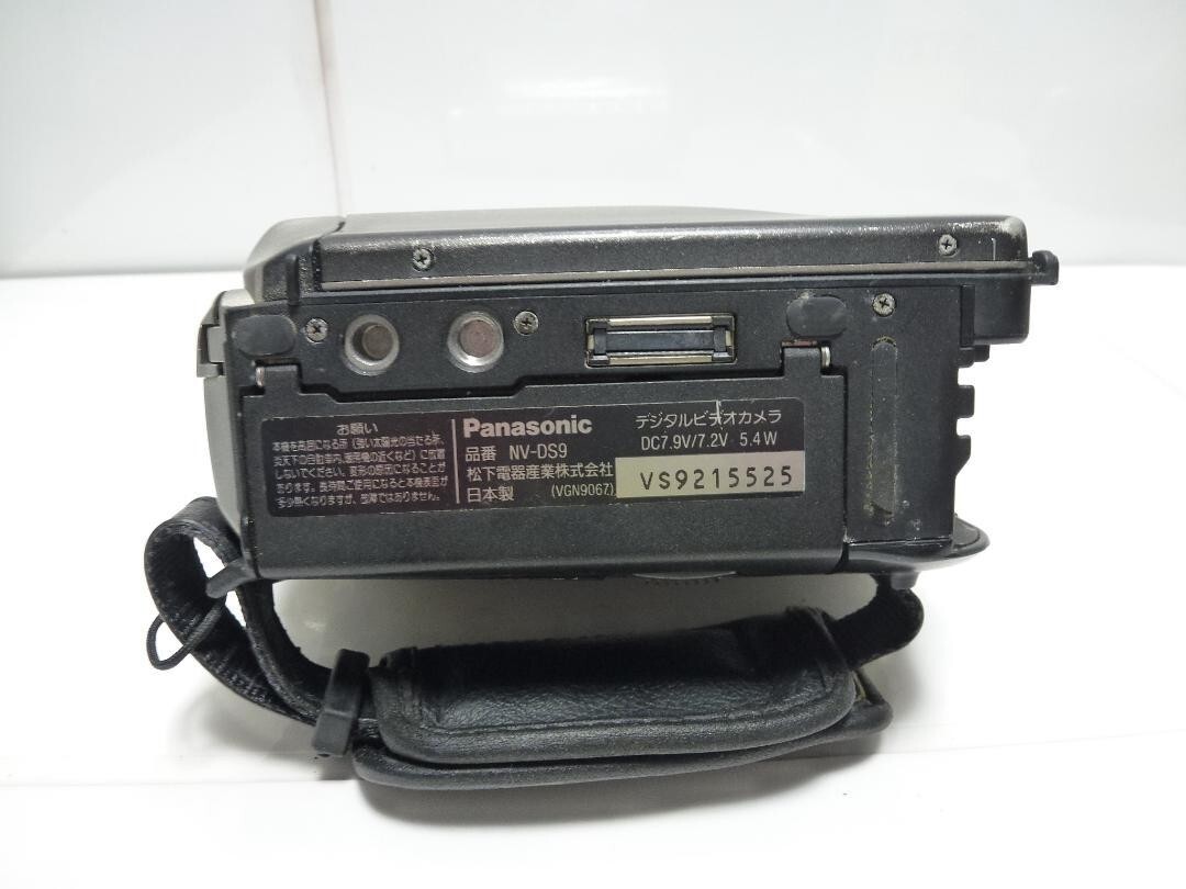 希少 動作品 Mini DV パナソニックビデオカメラ NV-DS9 s-l400.jpg