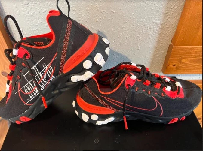 Nike react element 55 script best sale swoosh
