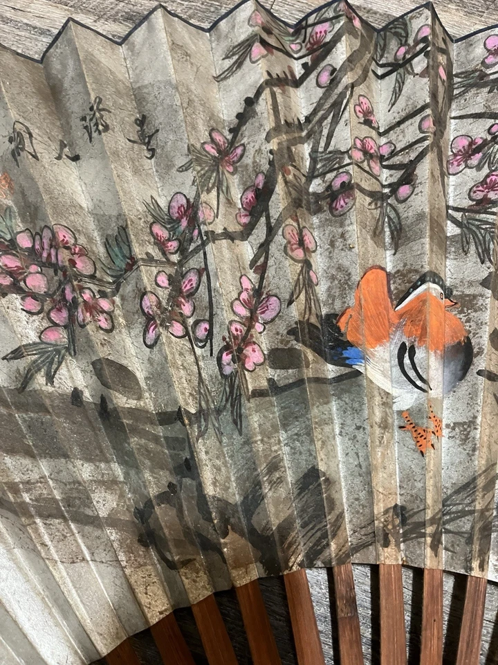 ¿Antiguo? ¿Vintage? Abanico Plegable Oriental Pájaros Árboles Pintado a Mano ¡Hermoso Grande! Foto 4 de 4