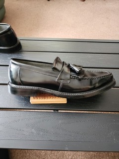 loake taste loafers black uk 10 only worn a couple of times.