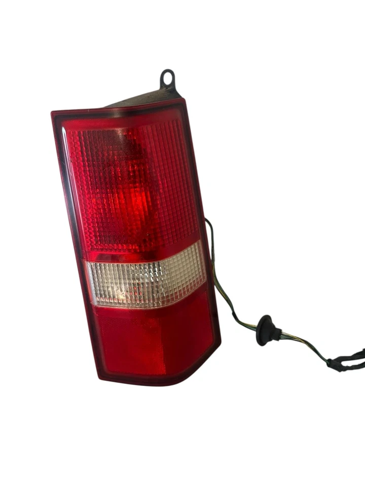 15 16 17 18 19 20 21 22 23 24 CHEVY EXPRESS 2500 Tail Light Lamp Right Passenger - Image 3 of 4