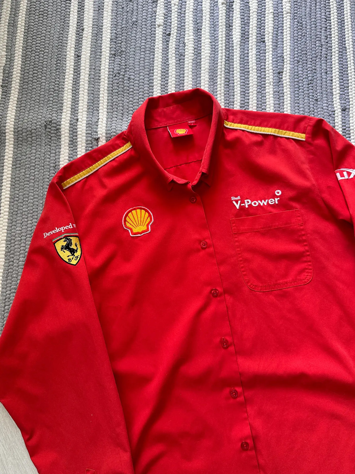 Vintage Ferrari Formula Uno Racing Shirt Button Up Size L Women's image 2