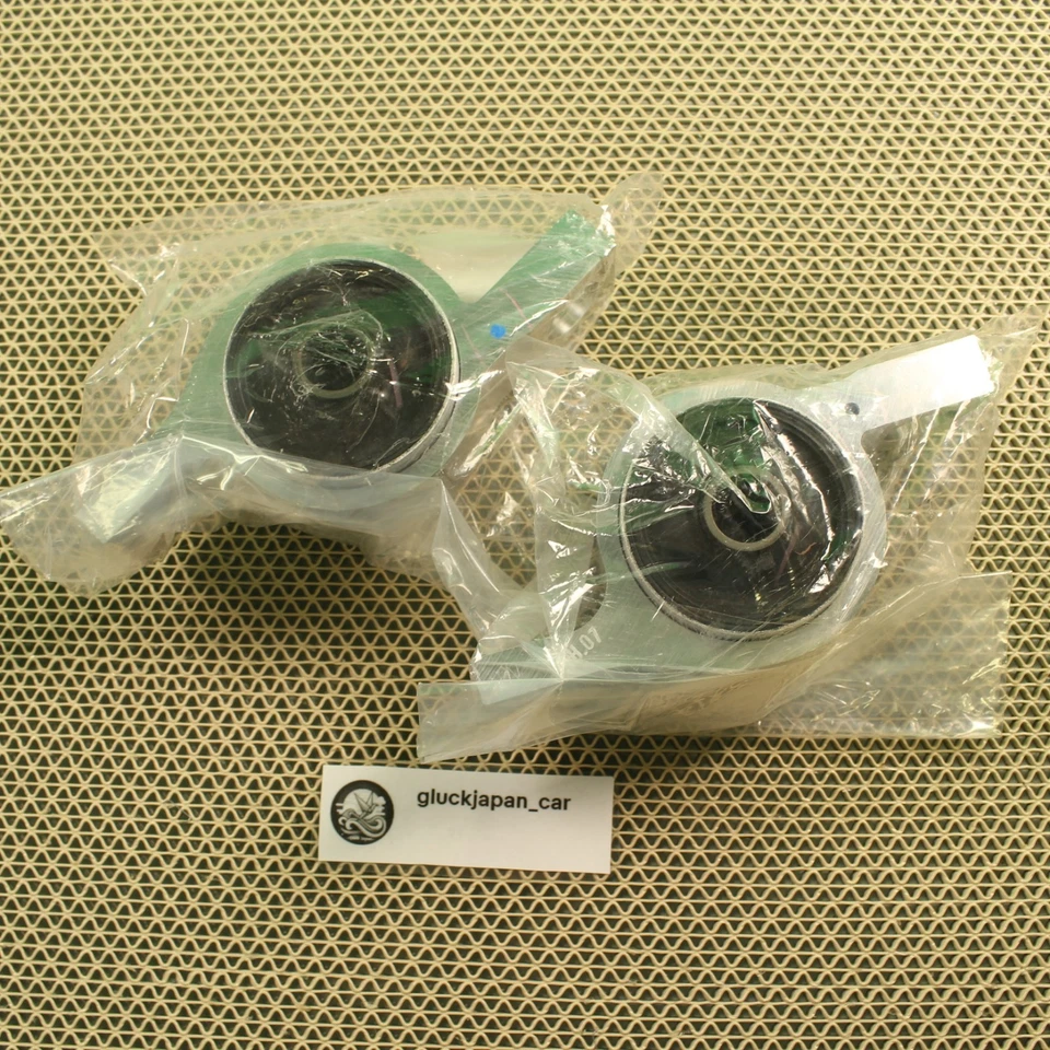 GENUINO TOYOTA LEXUS IS250 IS350 Brazo de control inferior delantero Bush derecho y derecho conjunto OEM Foto 3 de 4