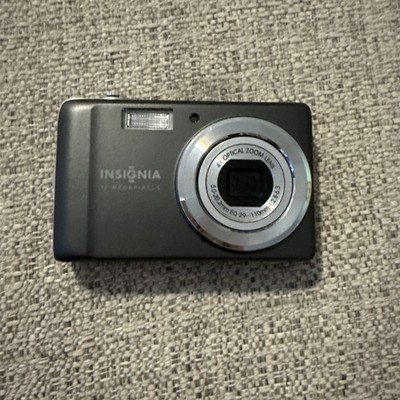 Insignia DSC1112SL 12.0 MP Digital Camera Dark gray Tested 2GB With BATTERY