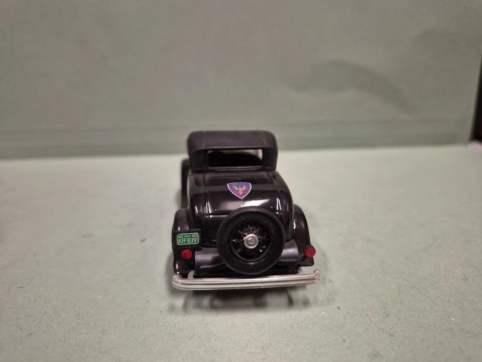 ELIGOR FORD 1932 POLICE SCALA 1:43 - Immagine 3 di 4