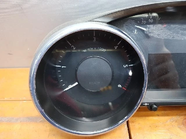 Painéis de instrumentos Peugeot 3008 2011 - Imagem 3 de 4