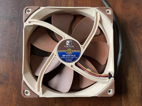 Noctua NH-C14 CPU Kühler mit NF-A14 FLX Lüfter plus NA-RC11 Low Noise Adapter - Bild 9 von 11