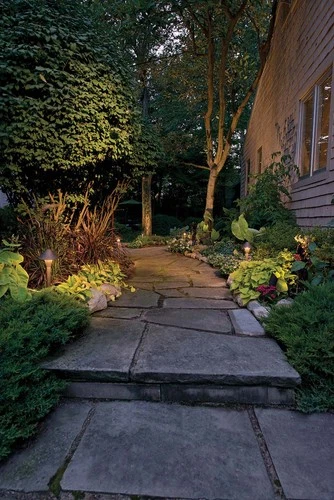 Hinkley Lighting 16022-LL 12v 1.5w 1.8VA 16" Tall LED Center - Bronze - Picture 2 of 3