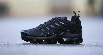 Nike Air VaporMax Plus Triple Black Herren 8-11 Kostenloser Versand