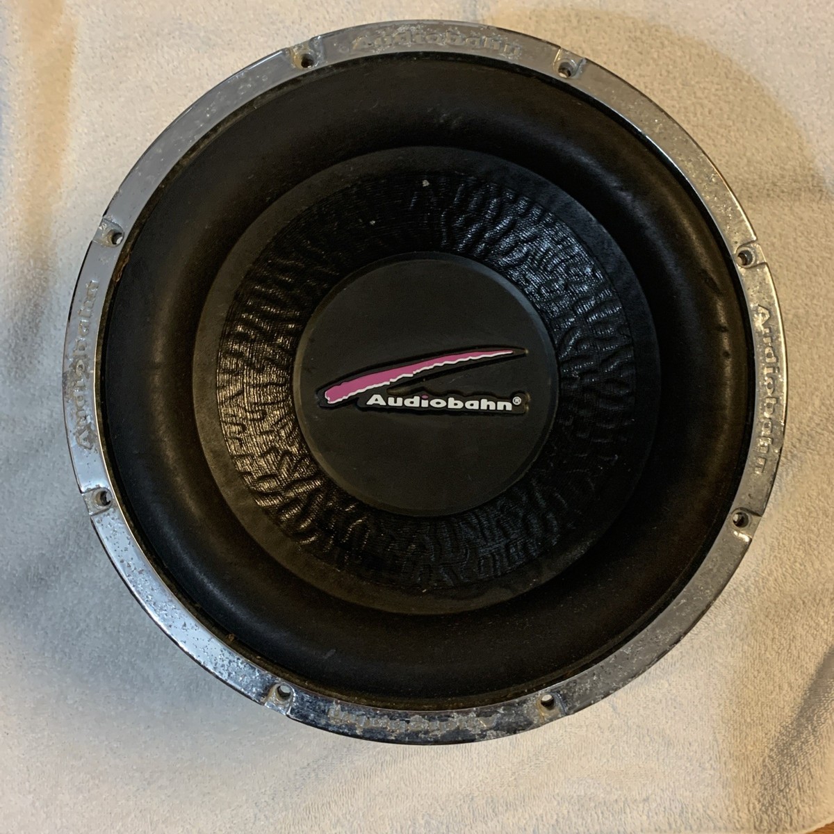 READ Audiobahn AW121T 12
