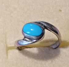 Vintage Turquoise Solitaire Twisting 925 Sterling Silver Ring - sz 7 Nice color