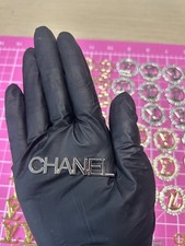 1x Silver Flat back Charm. Craft Junk Cases Jewellery Making UK