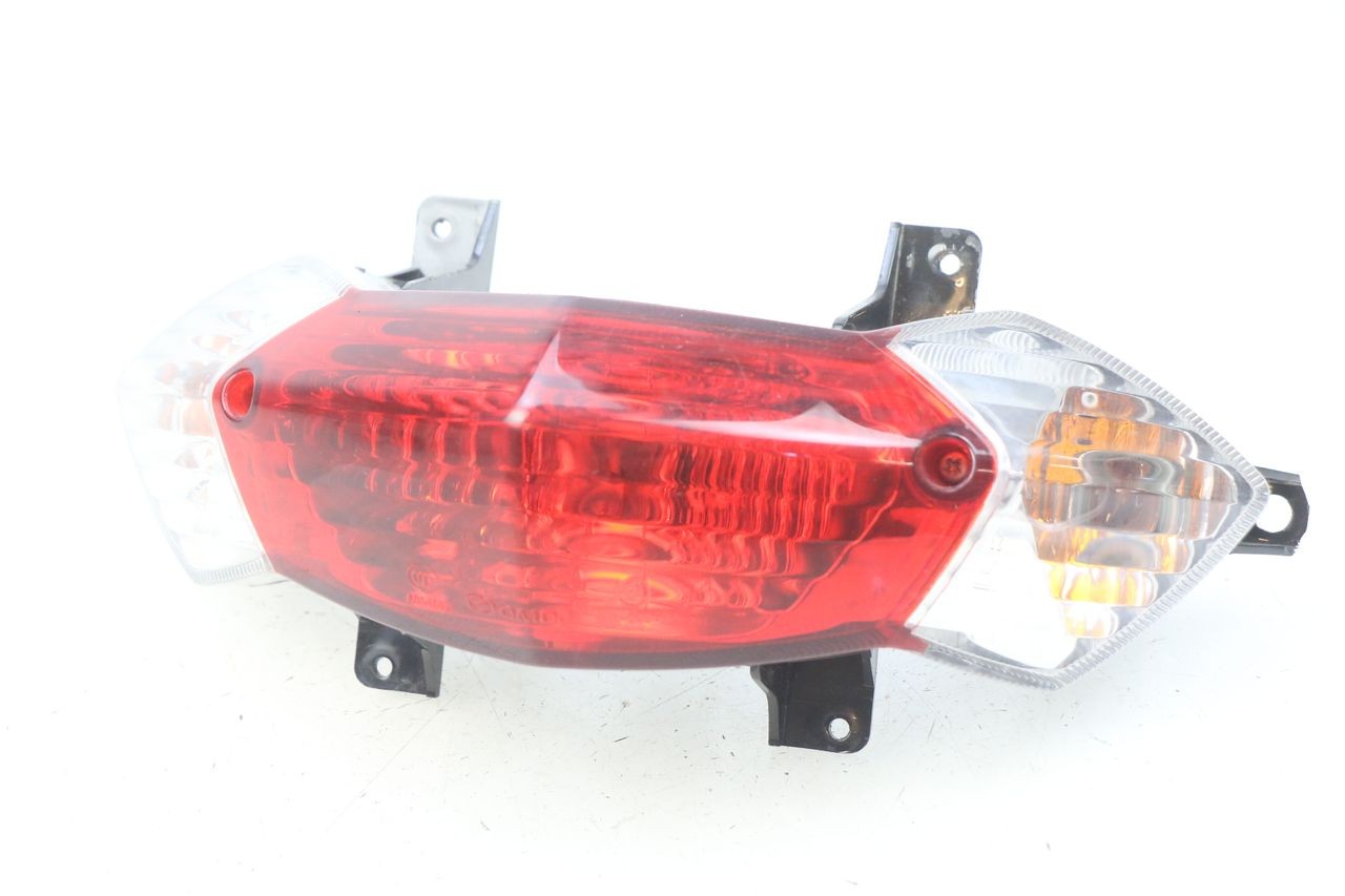LUZ TRASERA - PEUGEOT KISBEE 4T 50 (2010 - 2017)