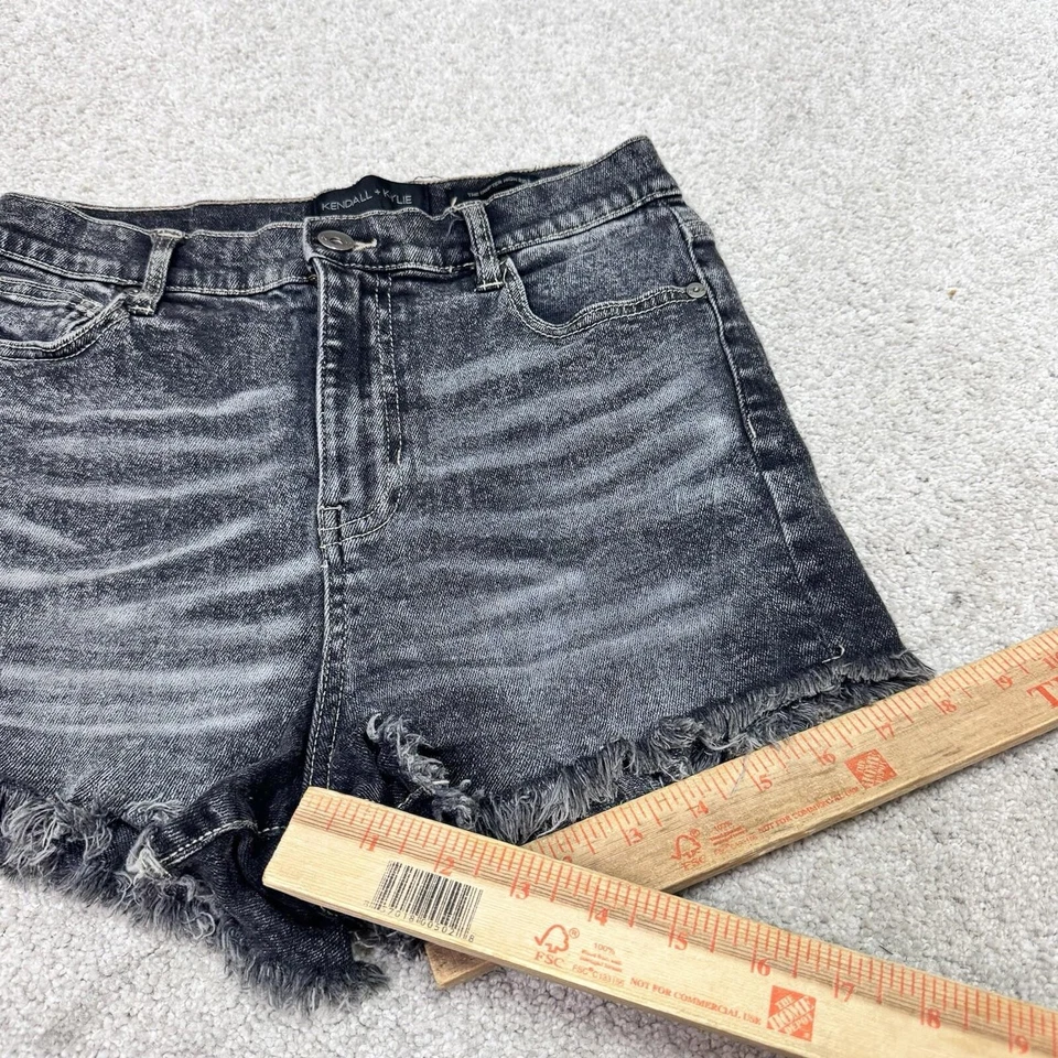 Pantalones Cortos Kendall + Kylie The Drifter Tiro Alto Negros Bolsillos Para Mujer Talla 7” Foto 3 de 4