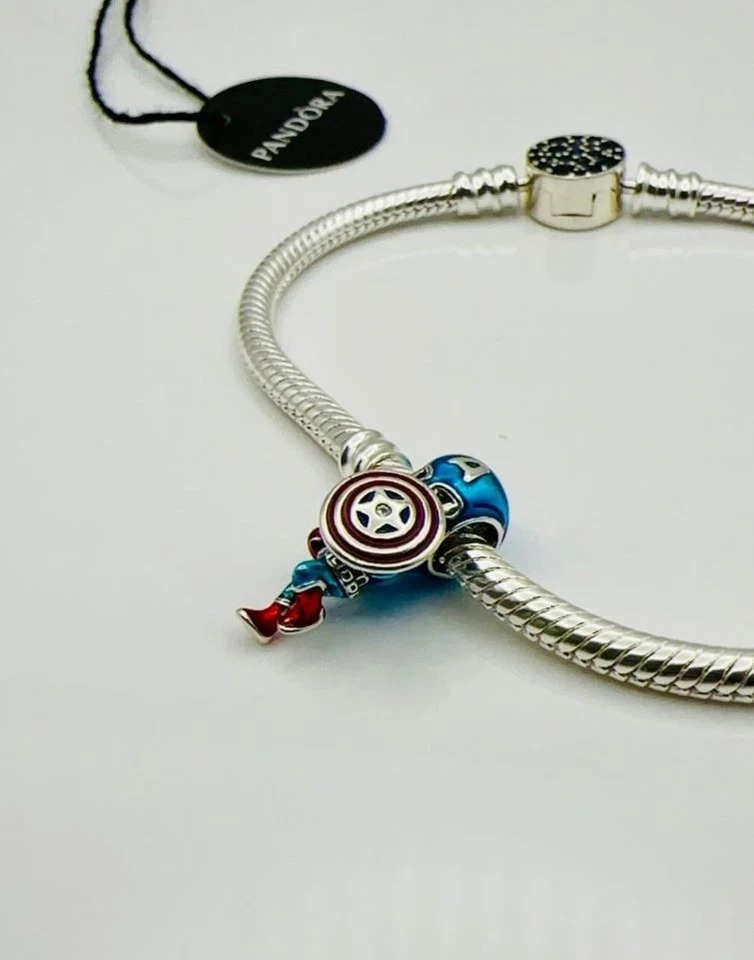 Original Pandora x Marvel The Avengers Captain America Charm-Anhänger S 925