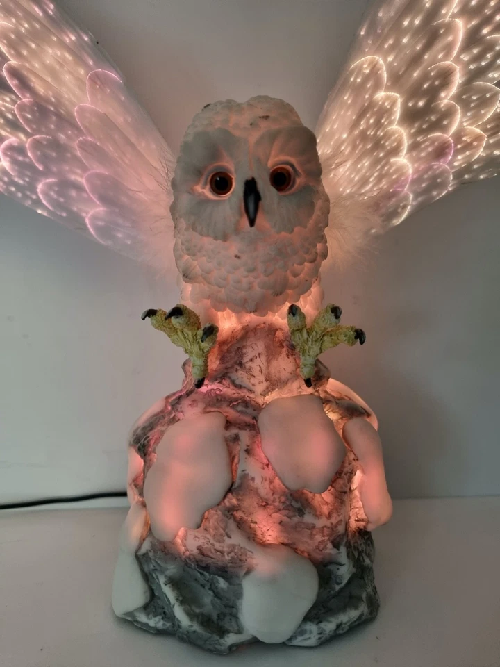 Vintage Glowing Flying Owl On a Rock Light 90's Multi Coloured Night Light - Image 2 of 4