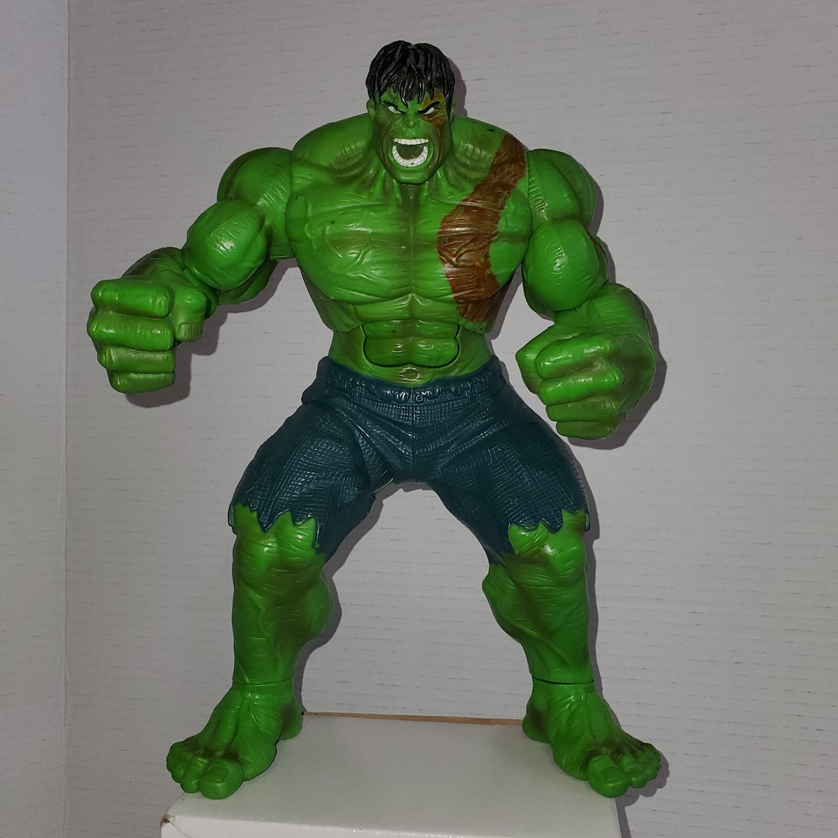 Marvel 2008 THE INCREDIBLE HULK Smashin Stompin Hulk 11
