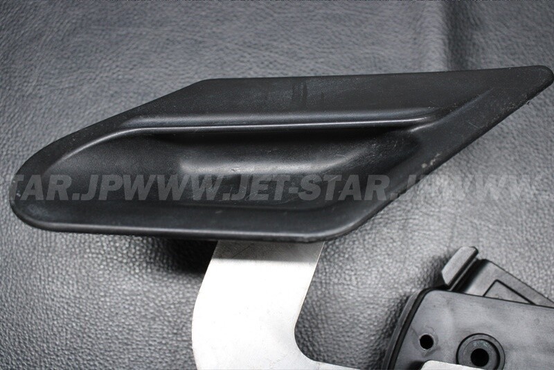 RXT-X 255'08 OEM (Reverse) REVERSE HANDLE, BLACK Used [S3862 RXT-X 255'08 OEM (Reverse) REVERSE HANDLE, BLACK Used [S3862