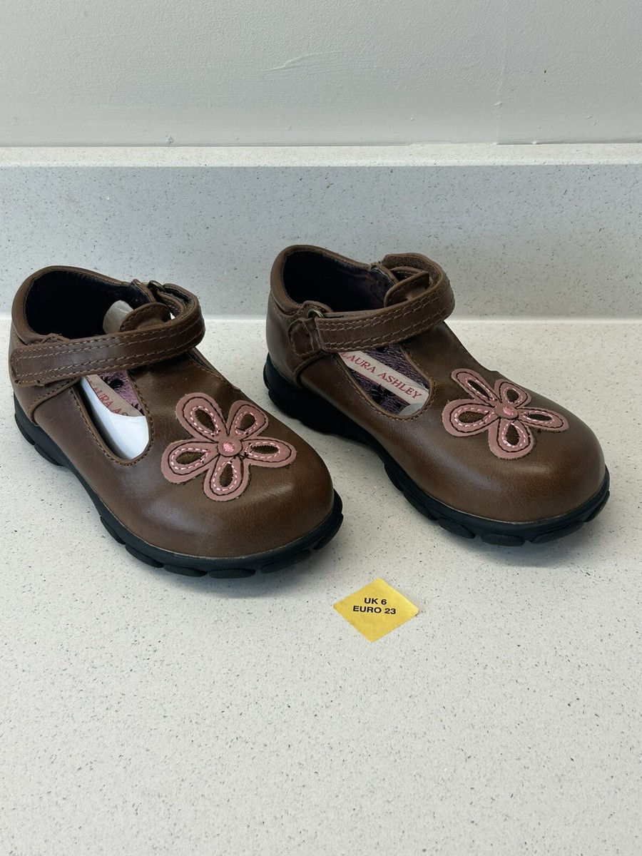 Laura Ashley NEW Shoes size infant UK