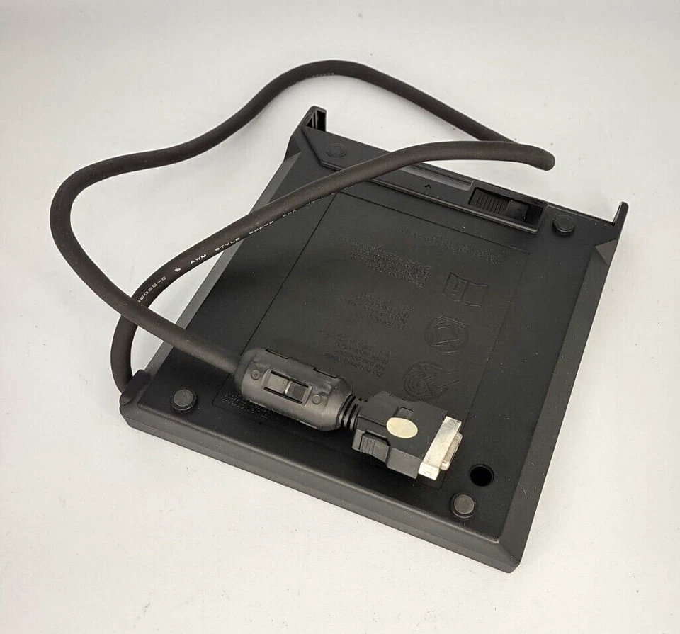 CAJA EXTERNA IBM THINKPAD VINTAGE PARA 1,44 MB o 24X CD 05K6187 RM4-B27 Foto 3 de 4