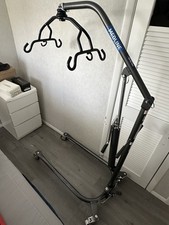 Medline Hydraulic Patient Lift with Pump Handle Medical Lift Chair