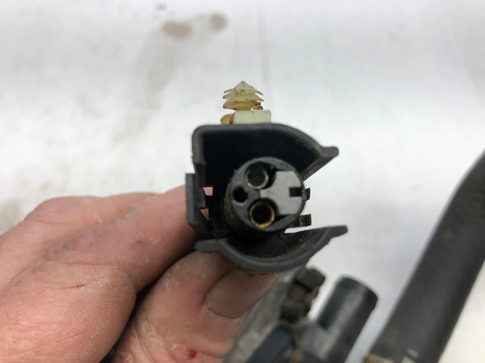 Ford Taurus 1996-06 *combustible flexible 3,0 L* bomba de inyección de aire secundaria F6DE-9A486BC Foto 4 de 4