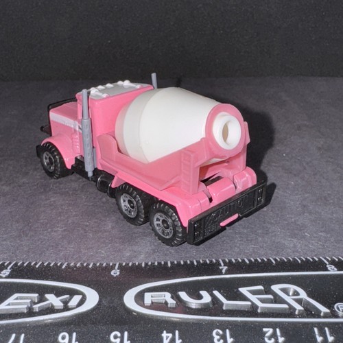 Vintage Matchbox SF Australian Peterbilt miscelatore cemento rosa - senza scatola raro HTF - Foto 6 di 14