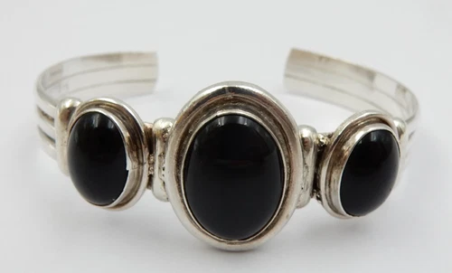 VINTAGE STERLING SILVER AND BLACK ONYX CUFF BRACELET, MADE IN MEXICO