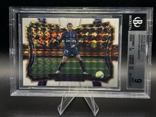 Top Kylian Mbappé Cards to Kickstart Your Collection 19