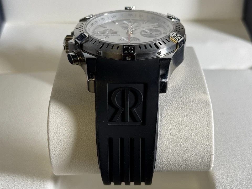 Revue Thommen Men's Airspeed Silver Dial Automatic Chronograph Watch 16071.6828 - Image 4 of 4