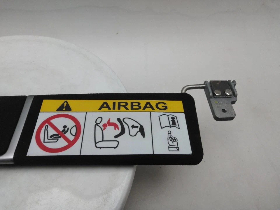 Parasol Aston Martin DB9 2004-2018 cupé de 2 puertas AG4369320ACW Foto 3 de 4