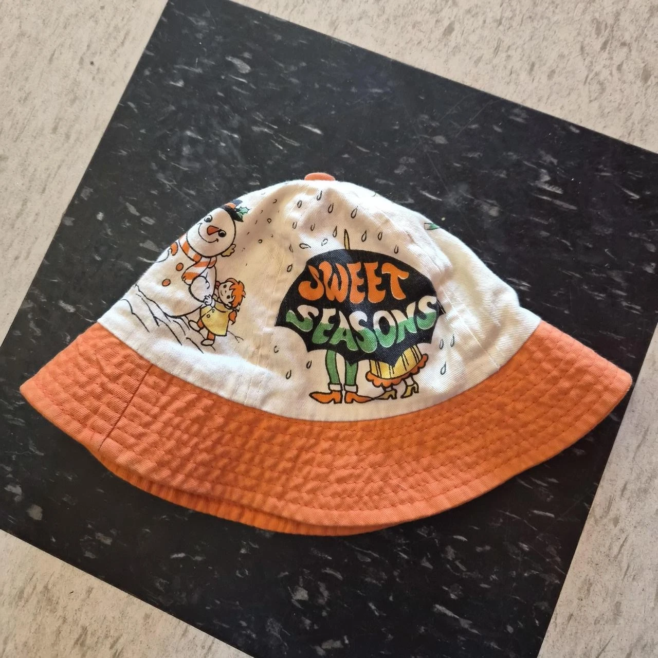 VTG Sweet Seasons Cartoon Bucket Hat White Orange 100% Cotton Unisex Baby
Opens in a new window or t