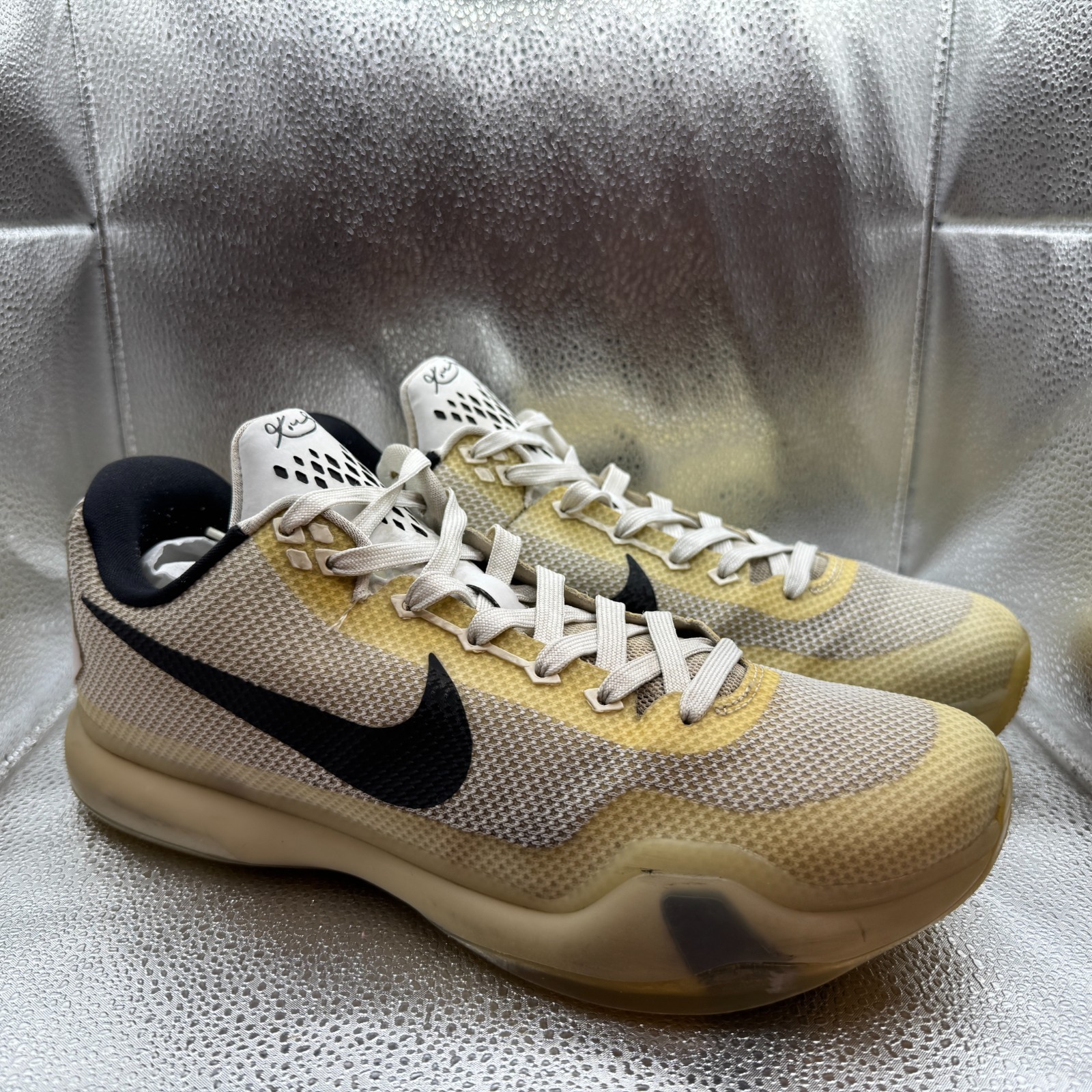 Nike Kobe 10 Fundamentals Basketball Shoes - Size 11