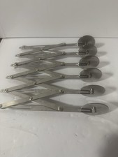 Expandable  stainless steel dough cutter or multi-wheel pastry 6 Wheels cutter