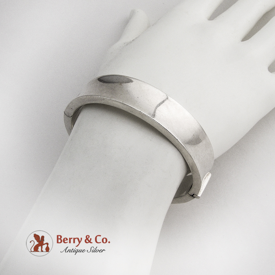 Modernist Wide Hinged Bangle Bracelet Sterling Silver… Gem