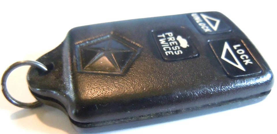 1993 Dodge Vision keyless remote entry phob car control transmitter 04688527 - Image 2 of 4