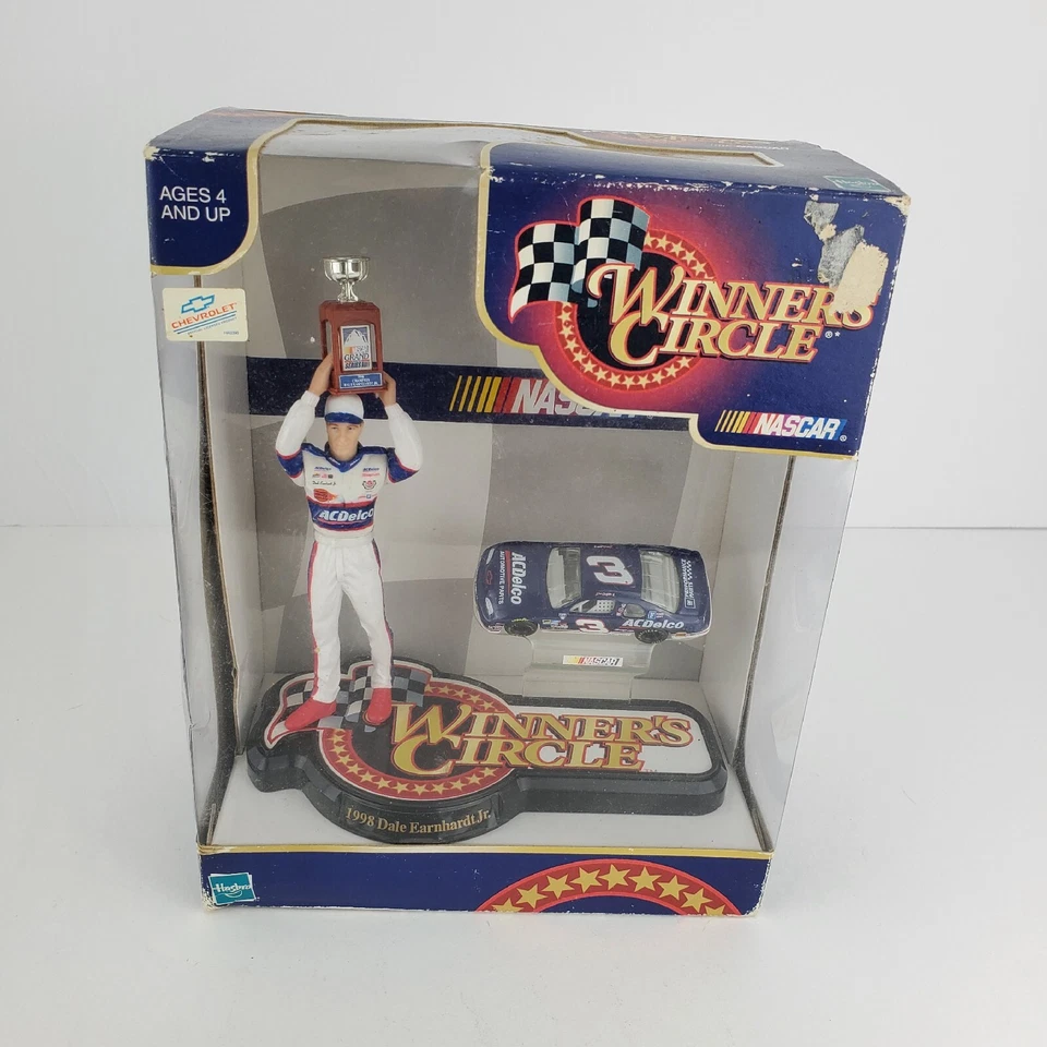 Coche y figura campeón nacional de NASCAR 1998 Winners Circle Dale Earnhardt Jr Foto 2 de 4