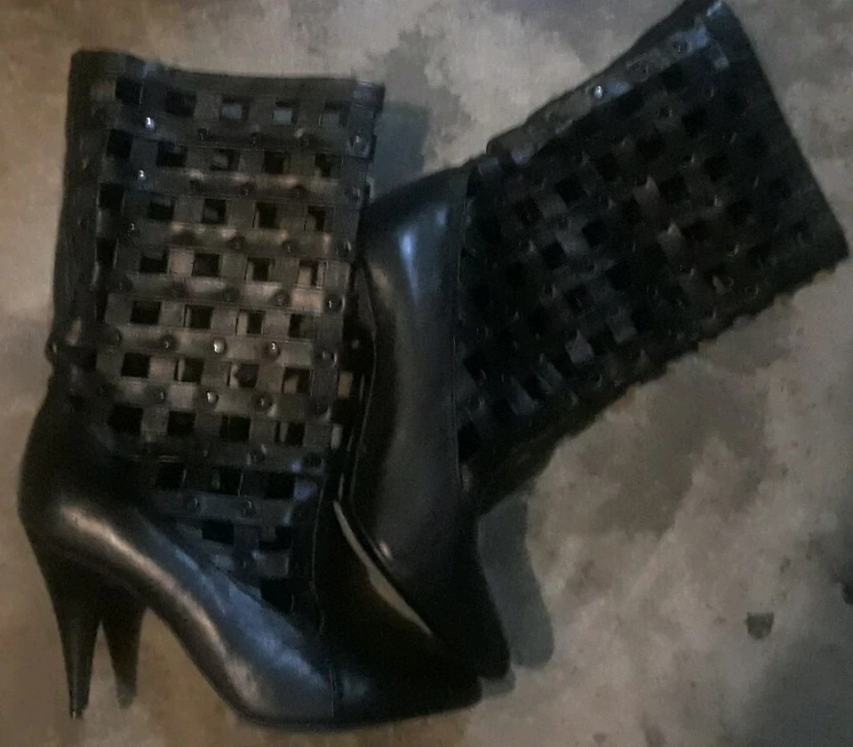 DE COLECCIÓN LAVANDERÍA CHINA Jaula para Mujer con Ojales Botas de Cuero Tacones Talla 7.5 M Foto 4 de 4