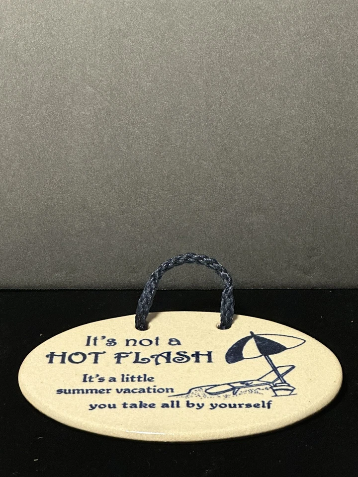 Placa de letrero divertida hecha a mano de cerámica Mountain Meadows EE. UU. 3,5x5,5 Foto 3 de 3