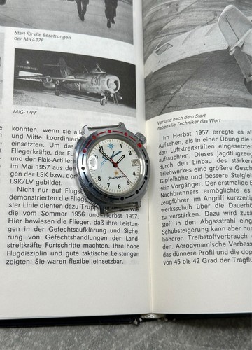 Vintage Soviet watch VOSTOK 2409. KOMANDIRSKIE. Airplan. Made in USSR-Serv- - Picture 2 of 17