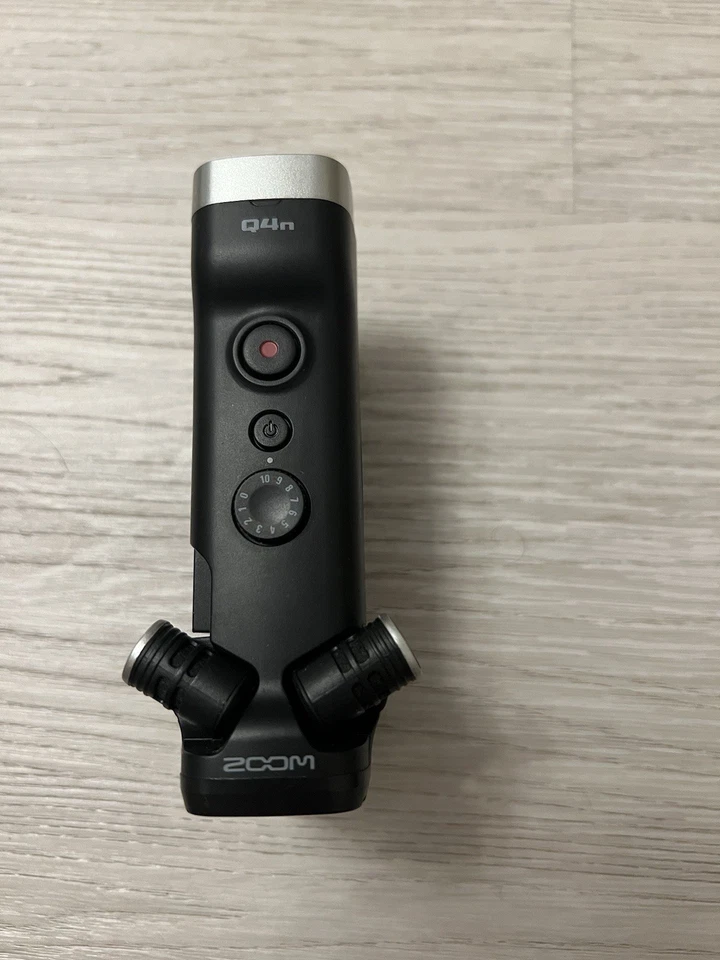 Zoom Q4N HD video stereo audio Kompakt Recorder Kamera OHNE DECKEL, AKKU DEFEKT! - Bild 2 von 4