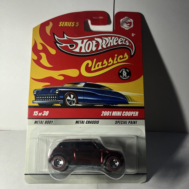 Hot Wheels Classic Series, 5 2001 Mini Cooper RedlineTires Metal Body Rare